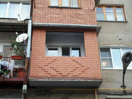 Остекление и отделка балкона в Тамбове